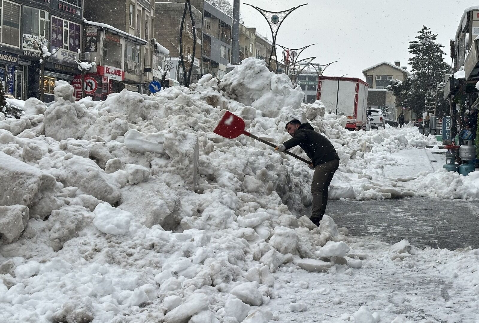 Hakkari̇ Kar 2