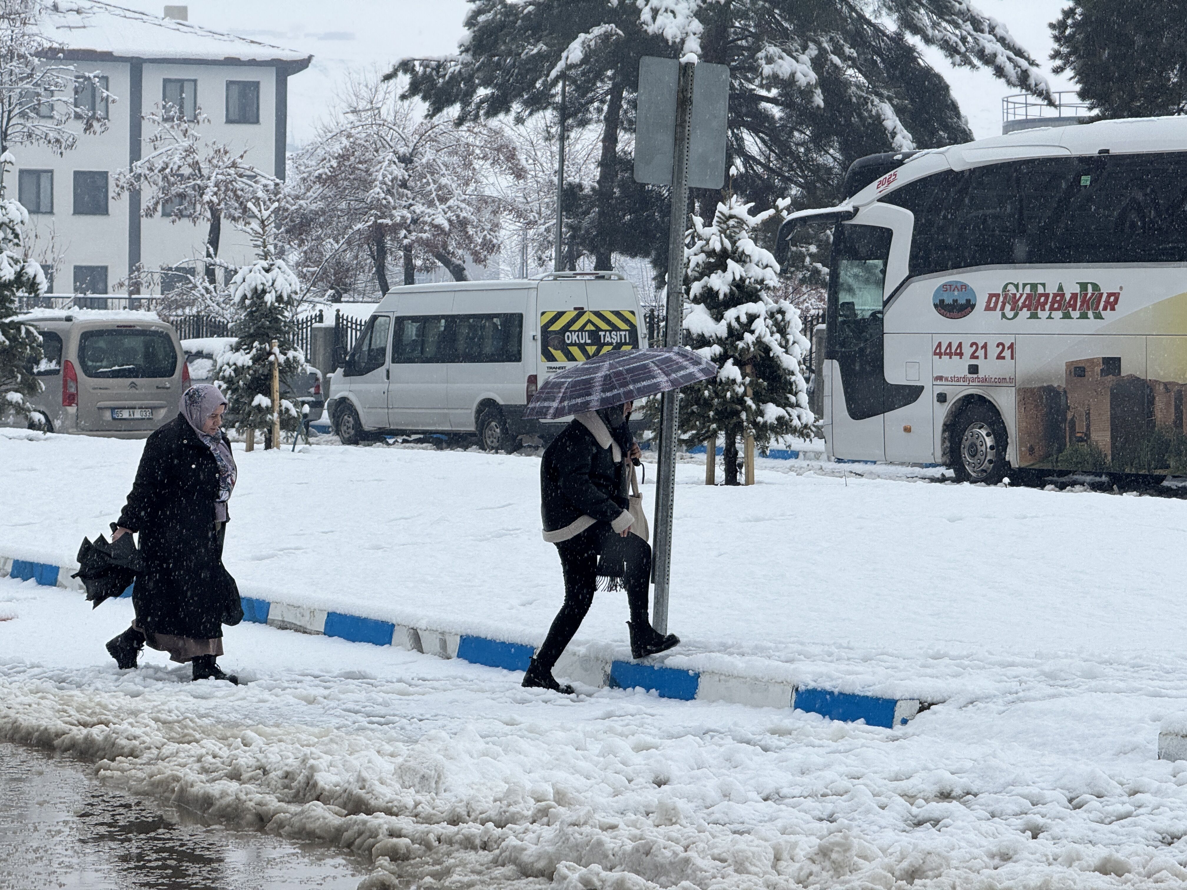 Hakkari̇ Kar Aa (2)