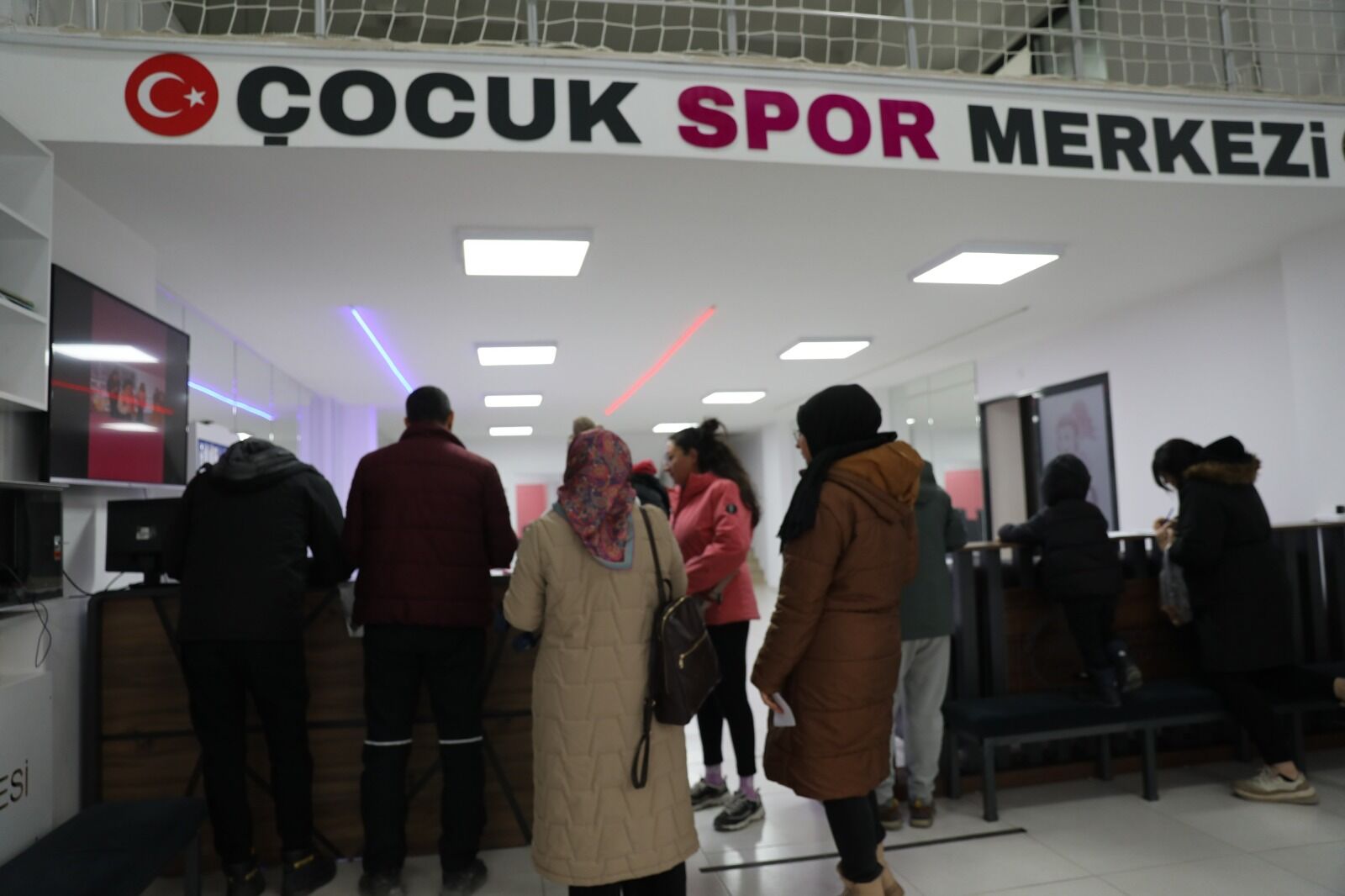 Ipekyolu Belediyesi Çocuk Spor Merekzi