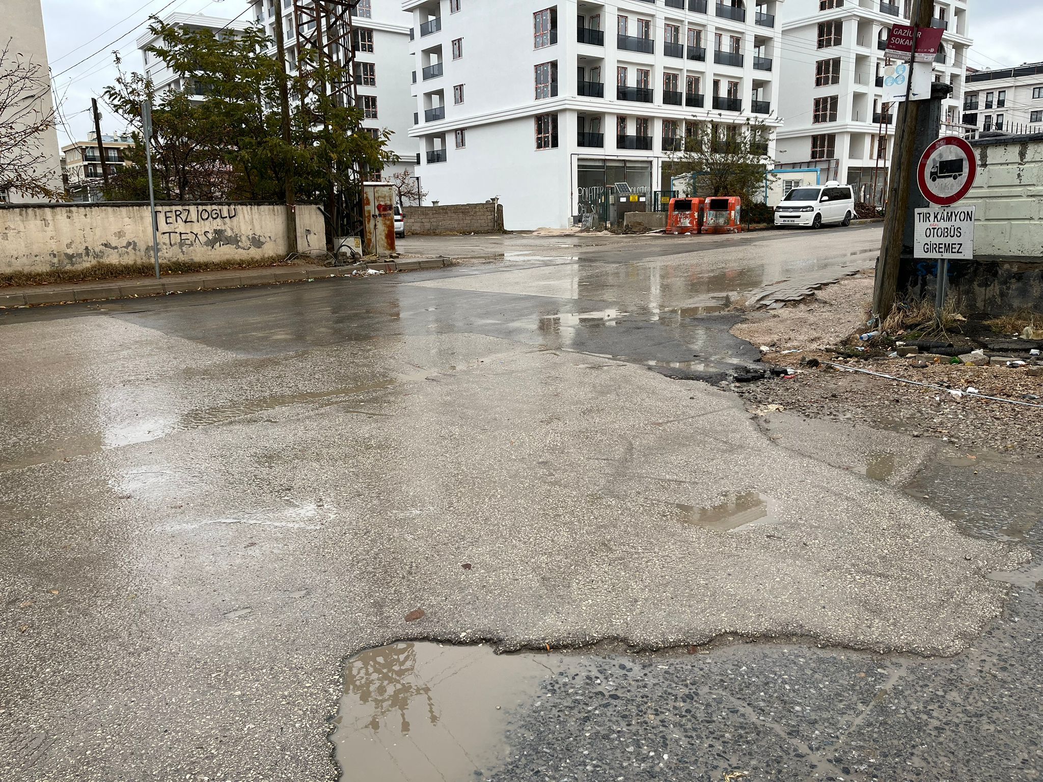 Ipekyoluçöpçukur (3)