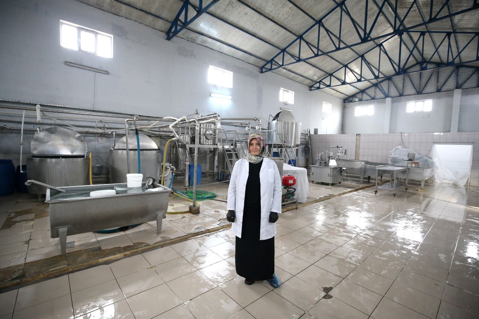 Kadin Gi̇ri̇şi̇mci̇ (3)