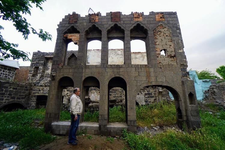 Şehmuz Diken2