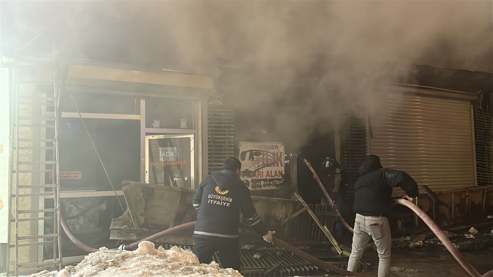 Erciş Yangın (4)-1