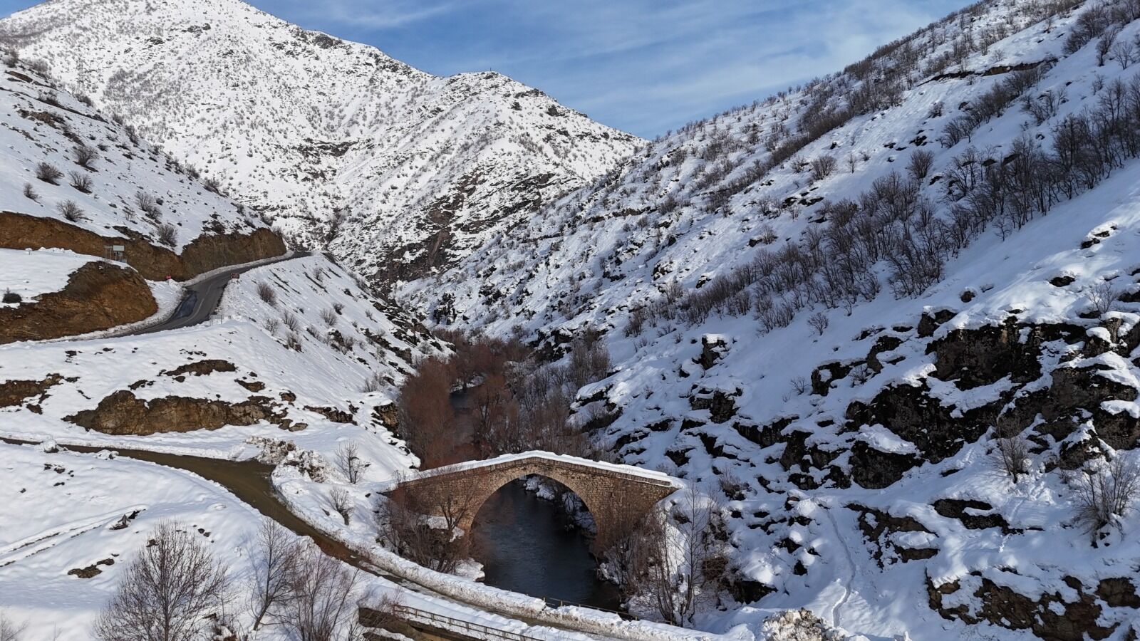 Hakkari̇ Tari̇hi̇ Eserler1