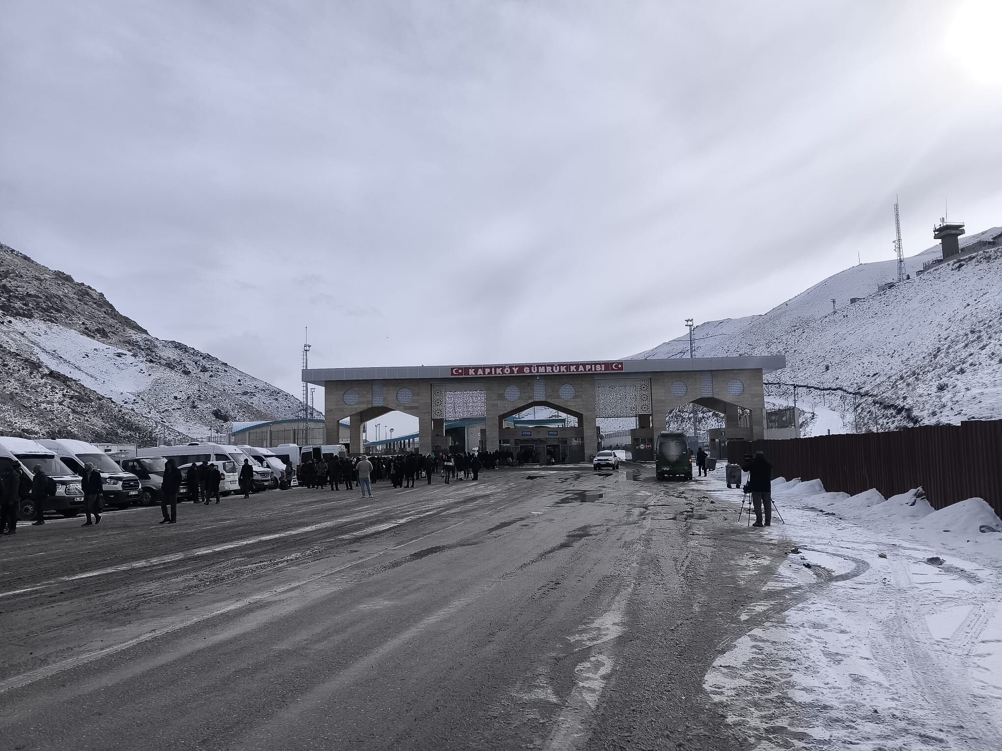 Kapiköy Gümrük Kapisi Saray İlçesi̇
