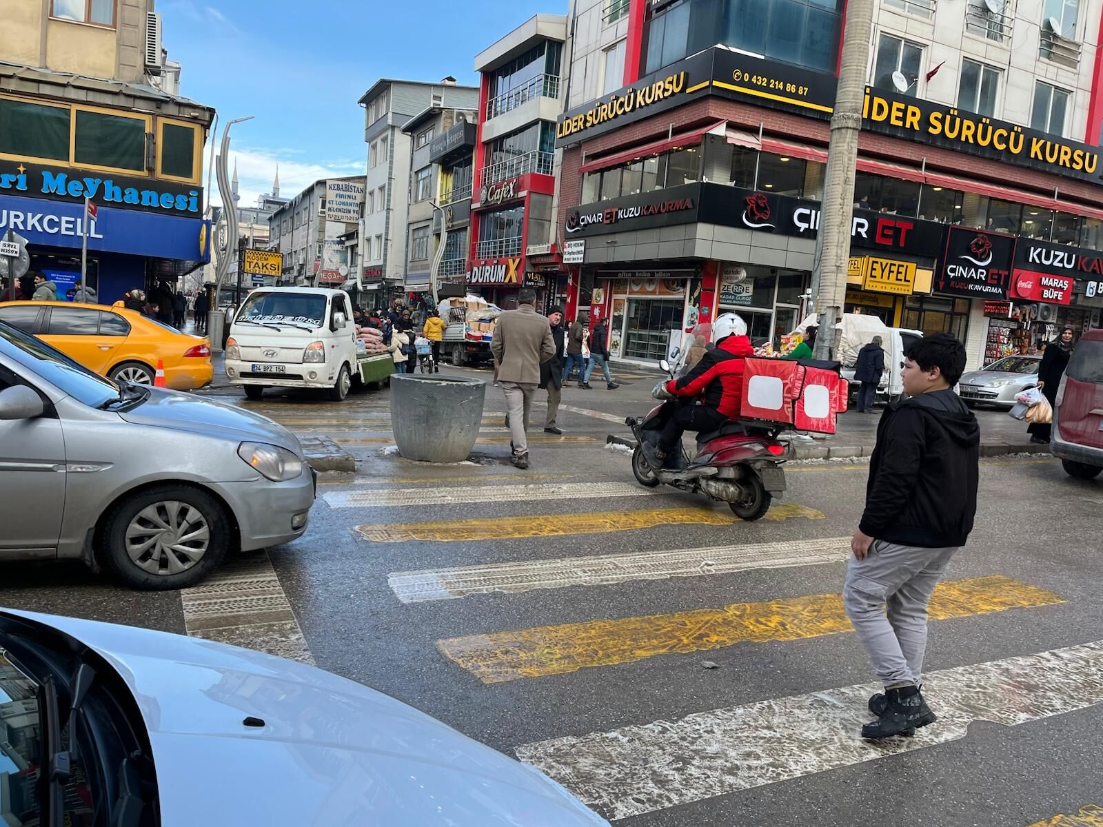 Van Maraş Caddesi Seyyar 1
