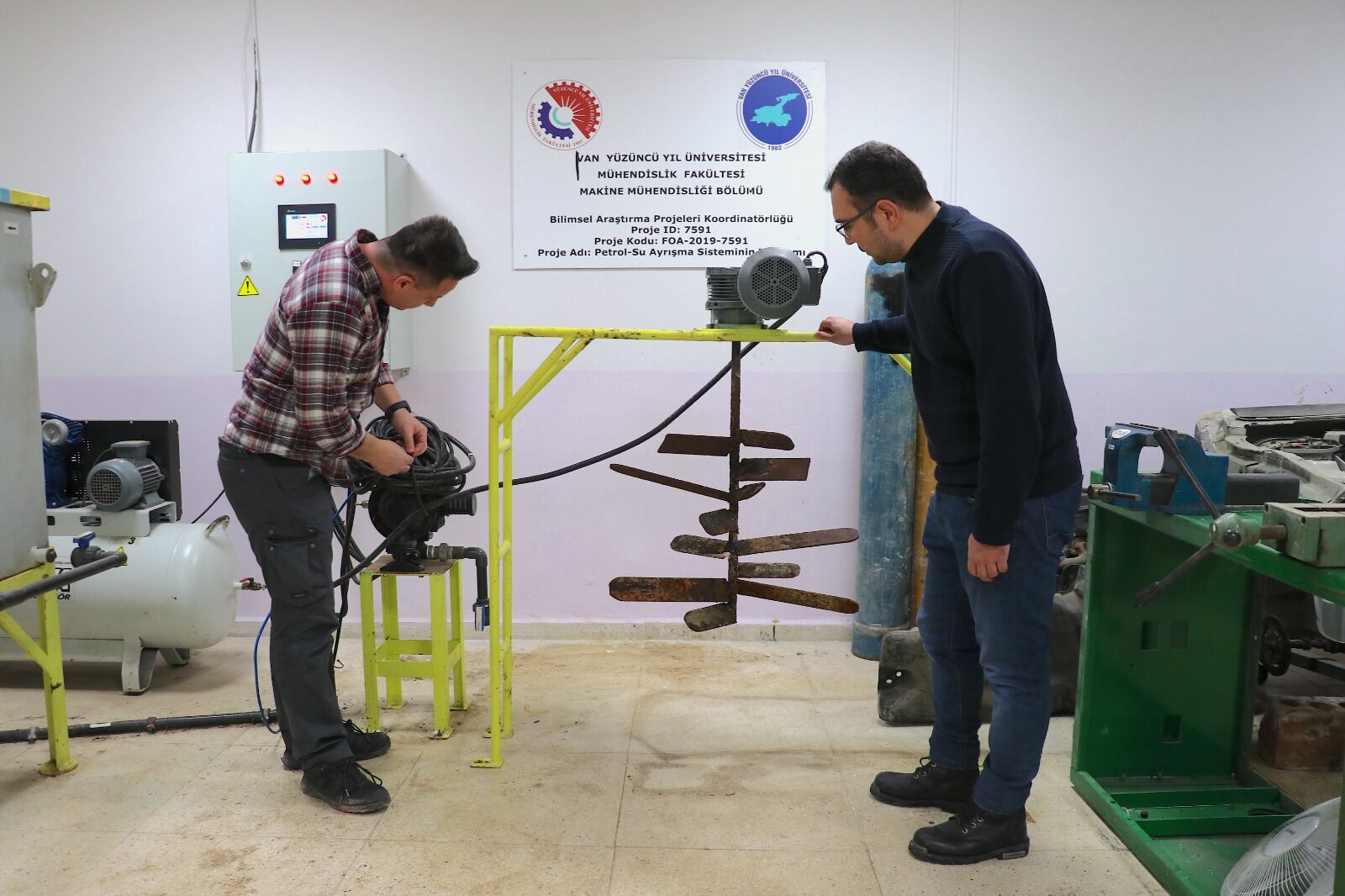 Van Yyü Oetrol Ve Suyun Ayrıştırılması