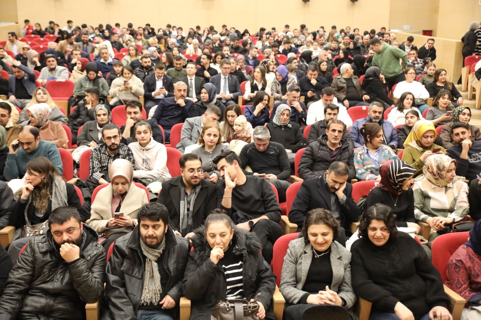 Oğuz Aksaç Van Konser (4)