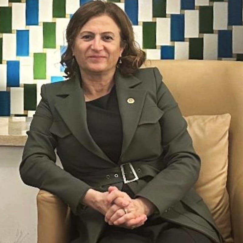 Türkan Elçi3