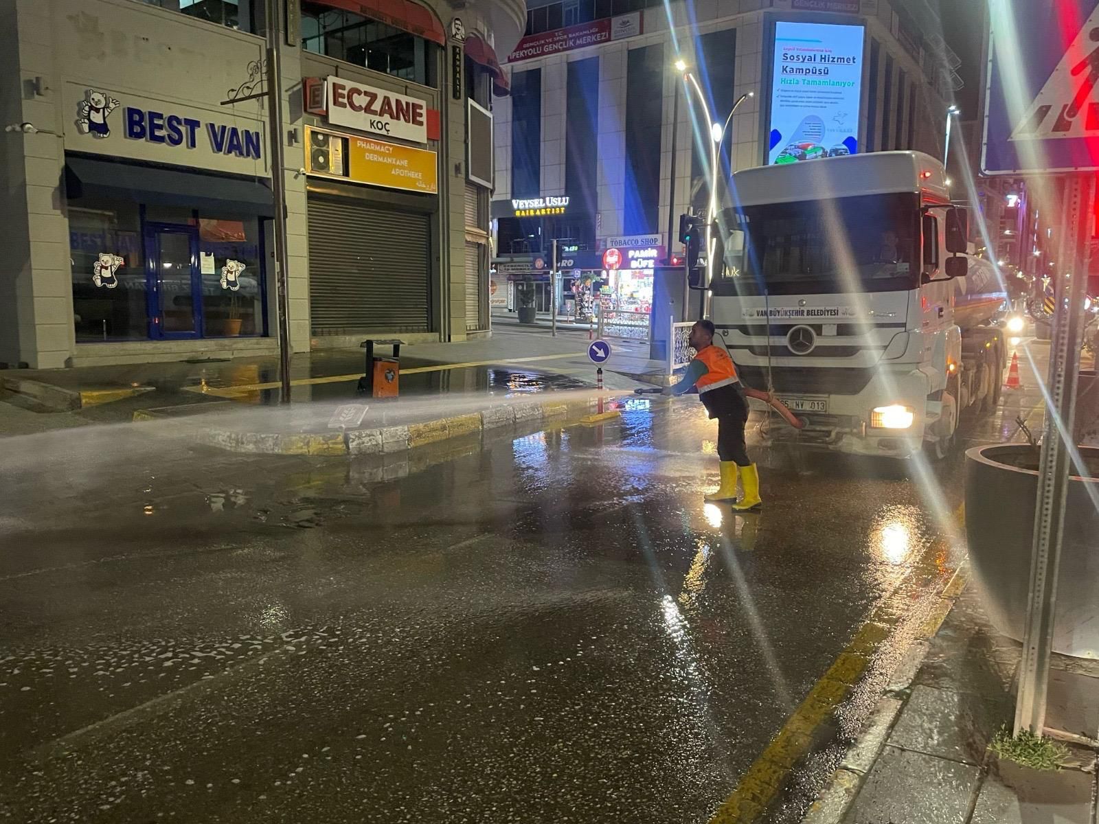 Van Büyükşehir Belediyesi Çevre Temizliği1