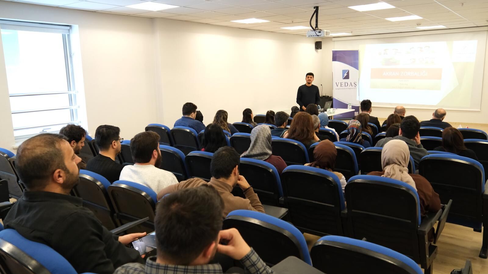 Vedaş Seminer (3)