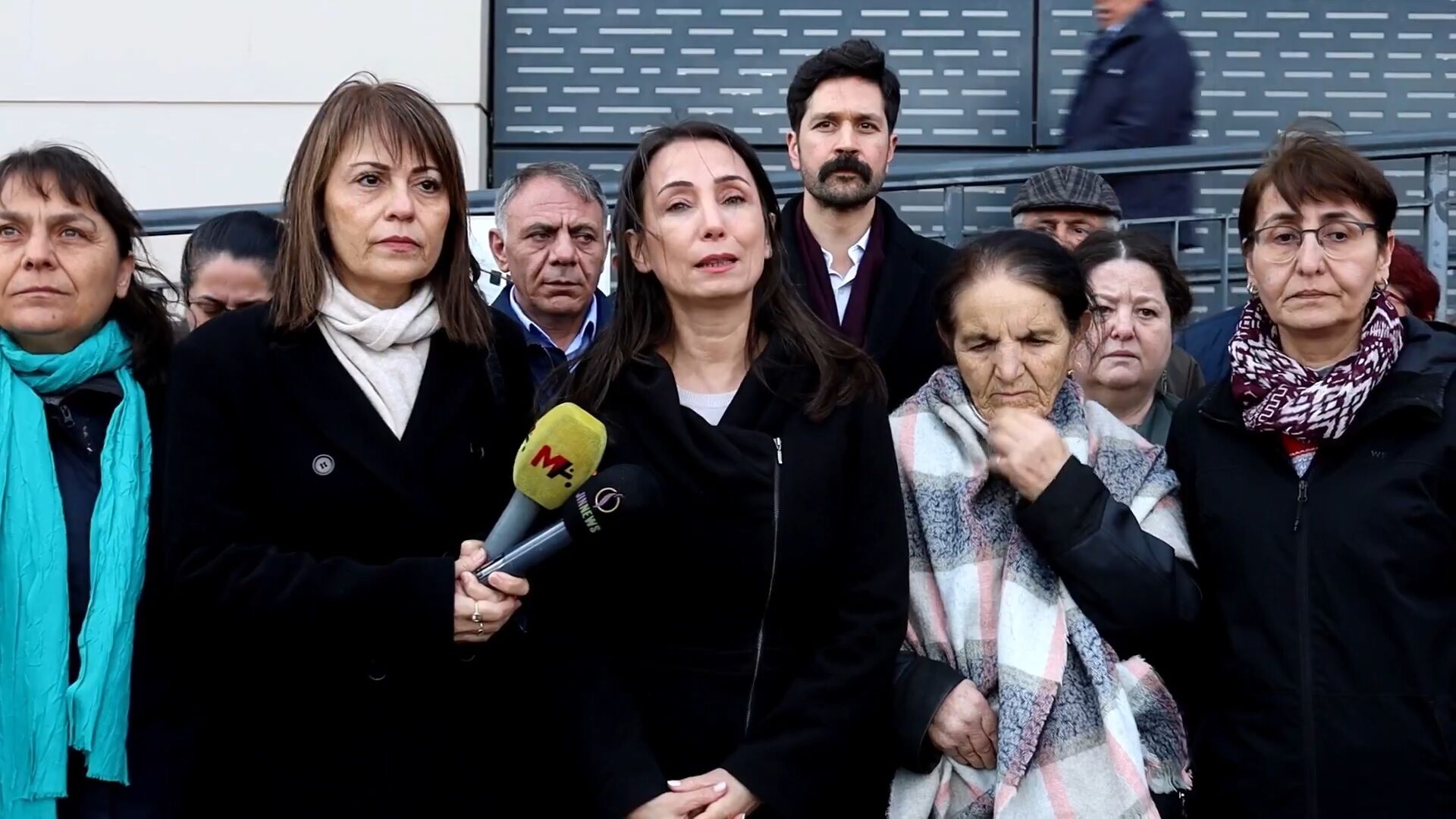 Dem Parti Çiçek Otlu