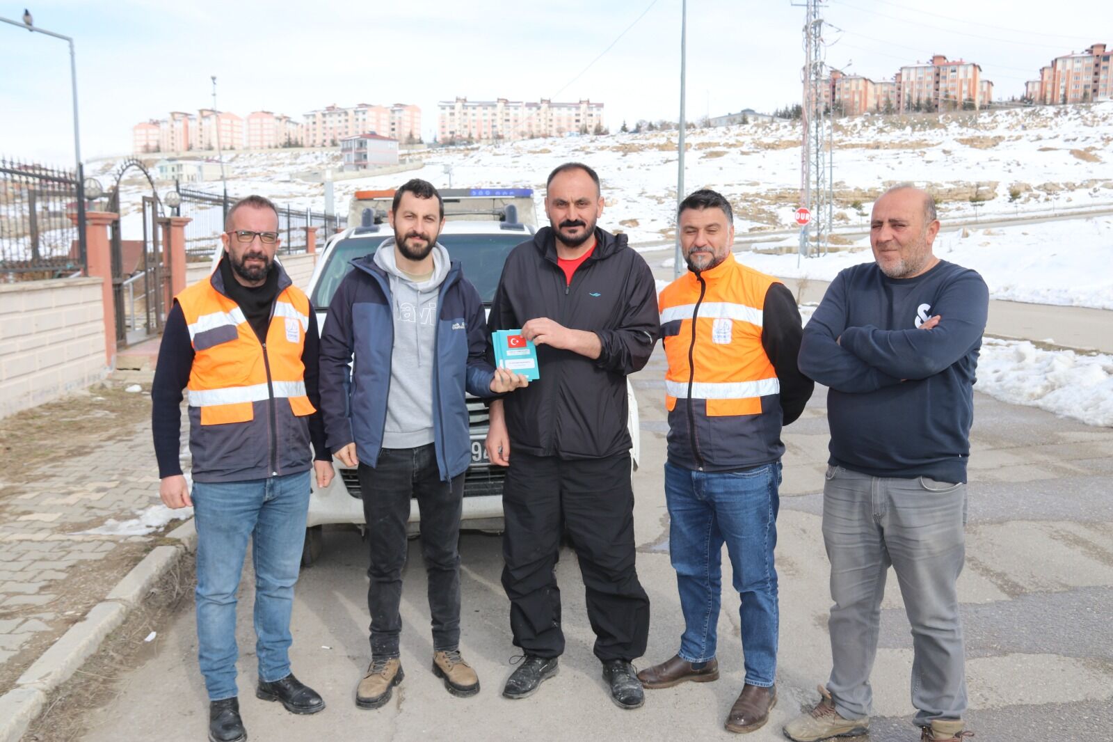 Edremit Belediyesi Sokak Hayvanlarını Sahiplendirmeye Başladı (3)