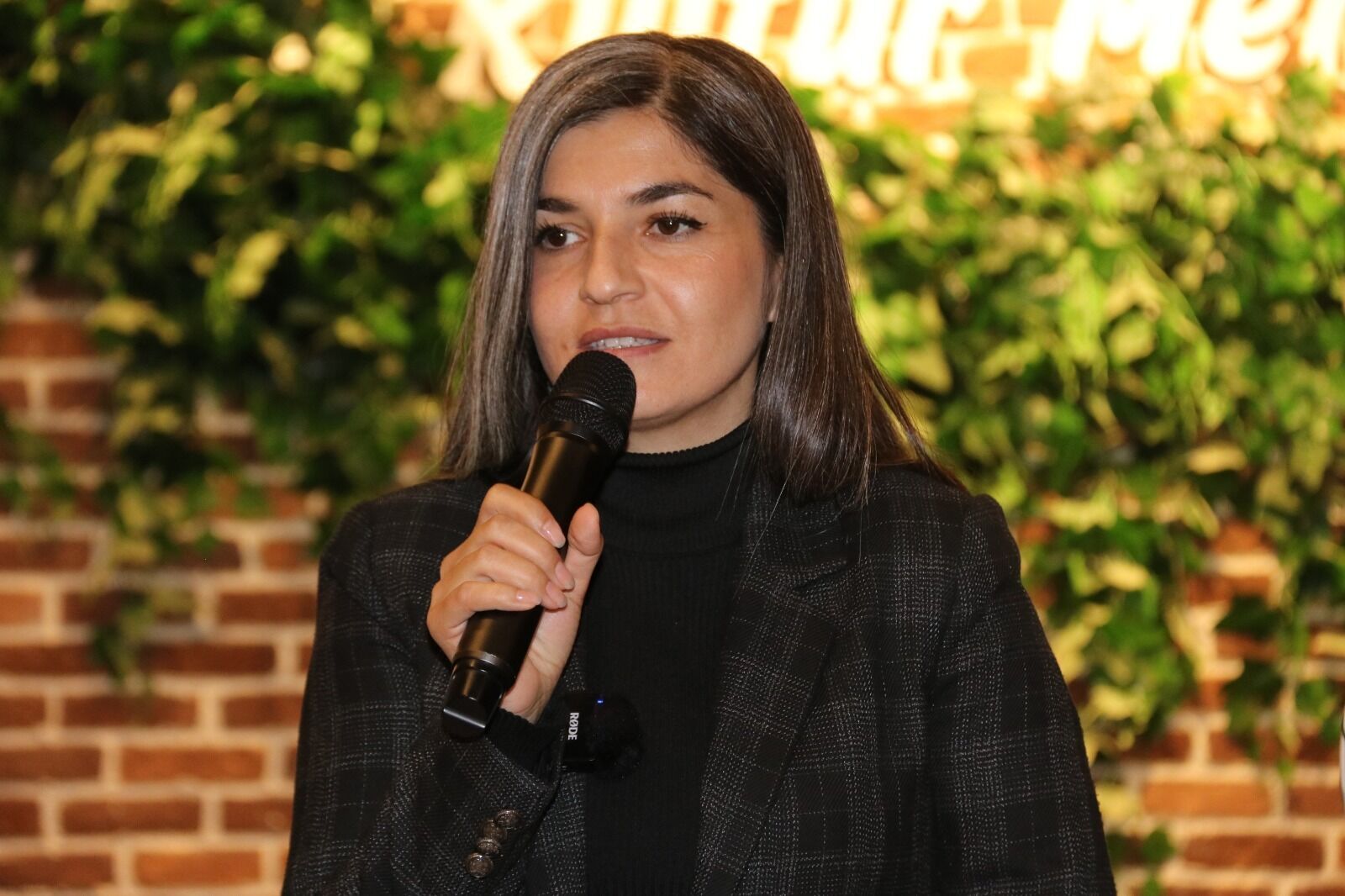 Edremitli Öğrenciler Iftar Sofrasında Buluştu (7)