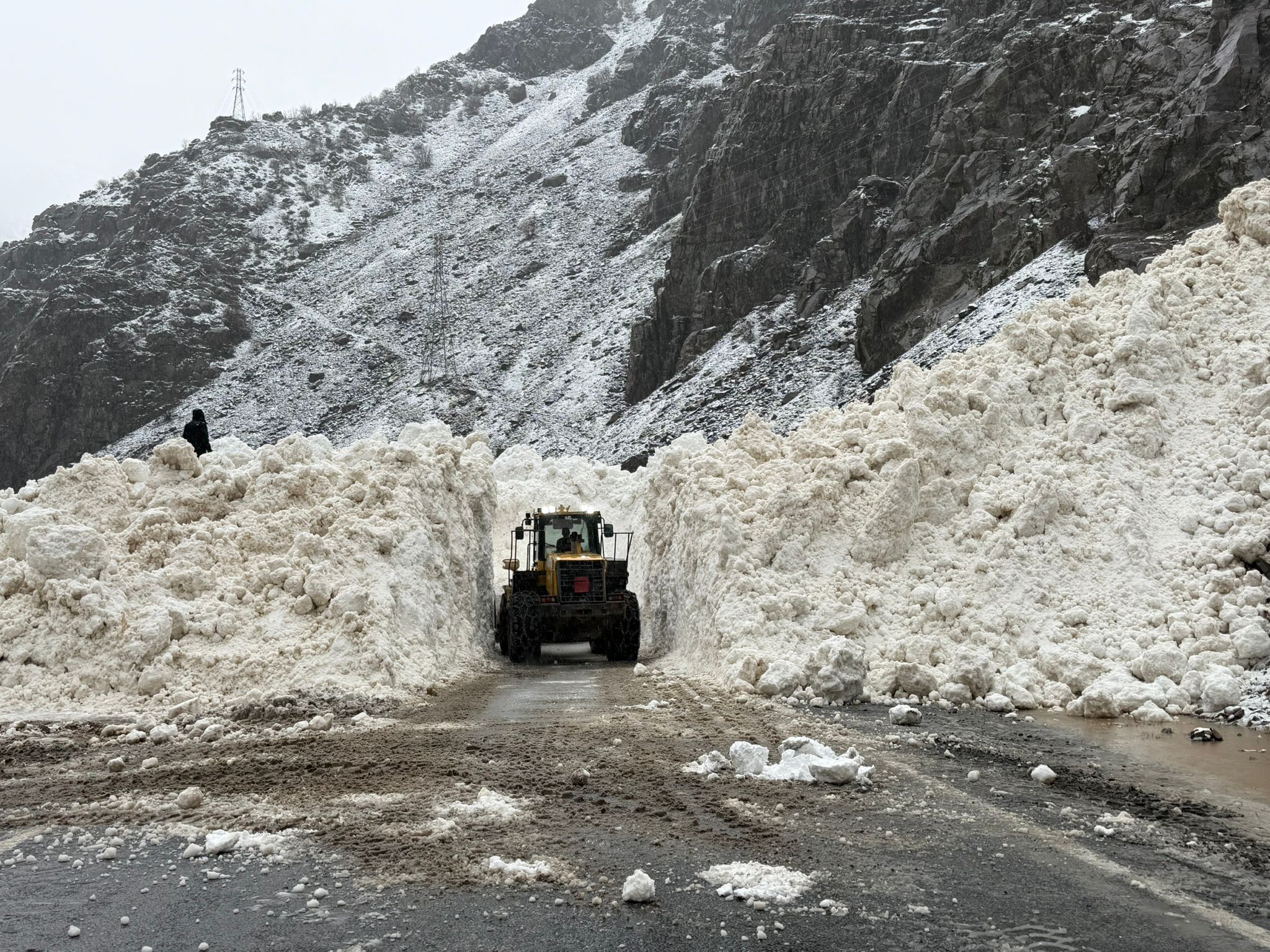 Hakkari Çukurca Kara Yolu Kapandı (1)