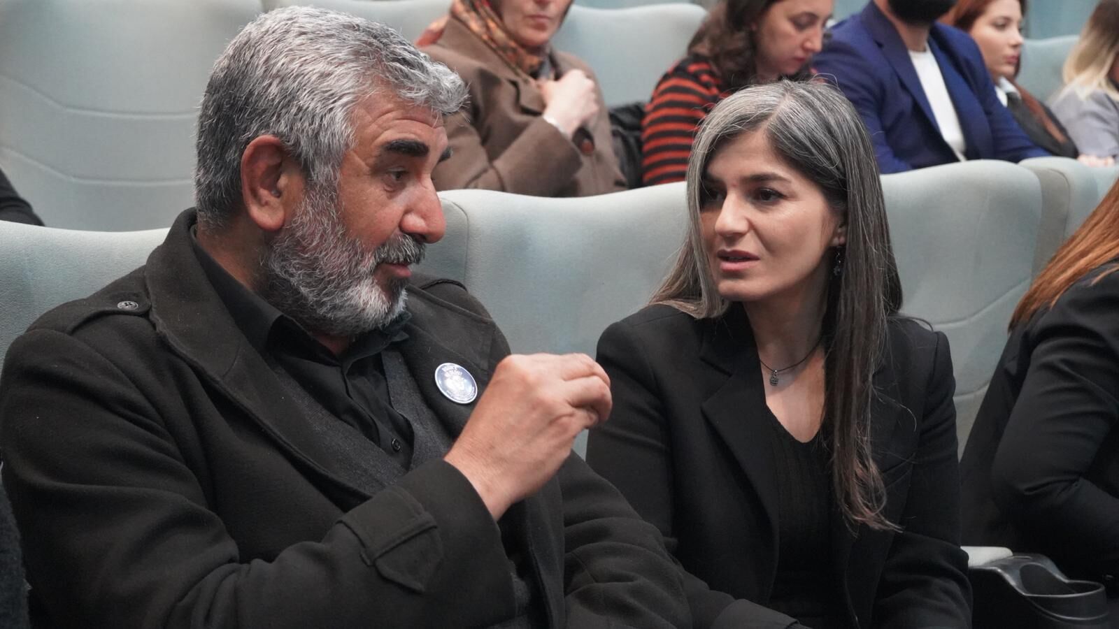 Rojin Kabaiş Belgeseli (2)