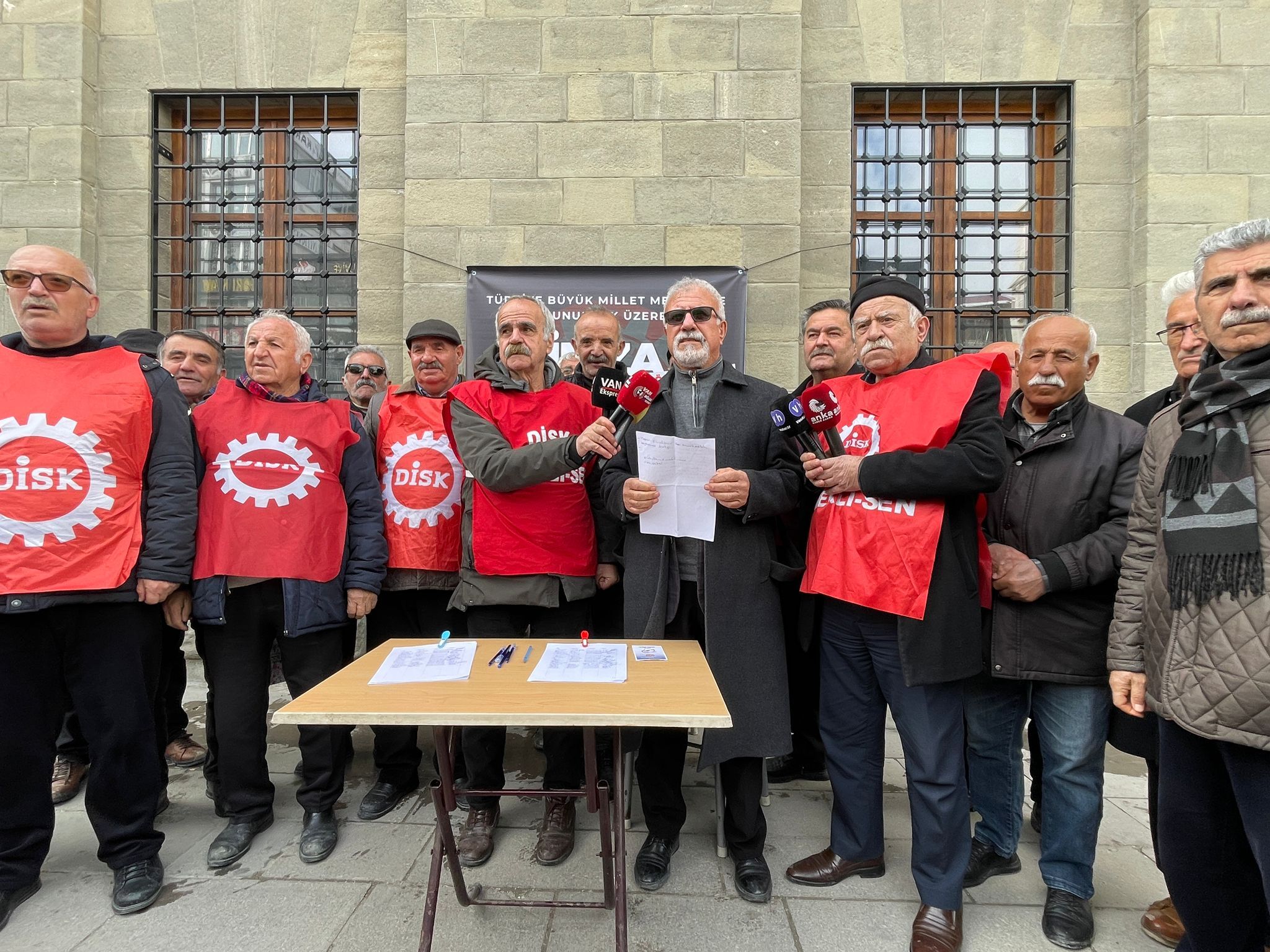 Van Emekli̇ Di̇sk (3)