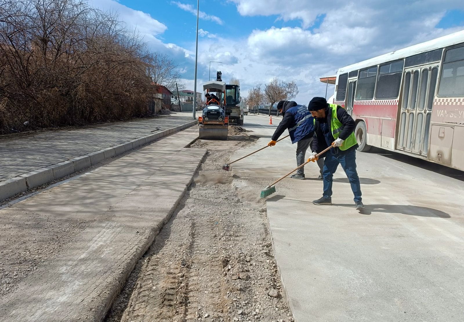 Van’da Yol Bakım Çalışmaları Sürüyor (6)