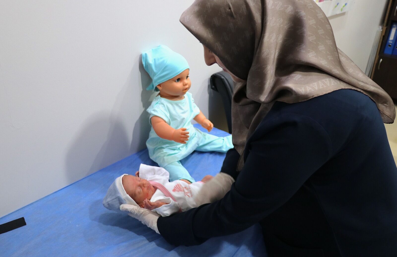 Van’daki Merkezlerde Bebekler Yeniden Anne Sütüyle Büyüyor (6)