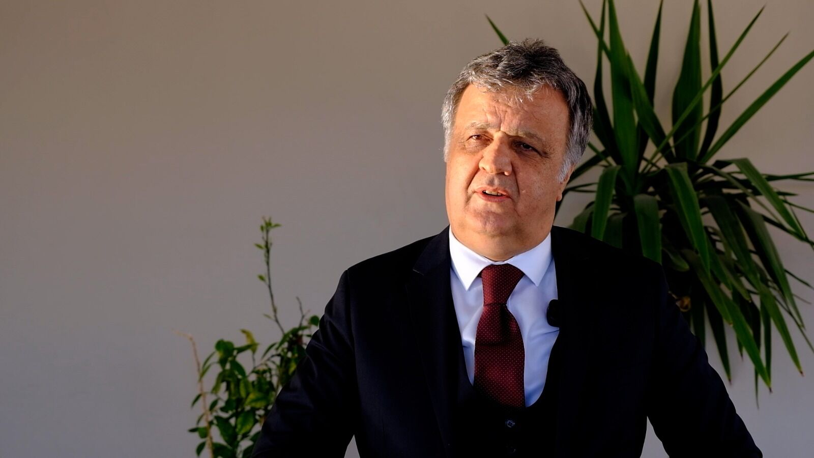 Ekonomist Ve Vergi Uzmanı Reşat Ebiri