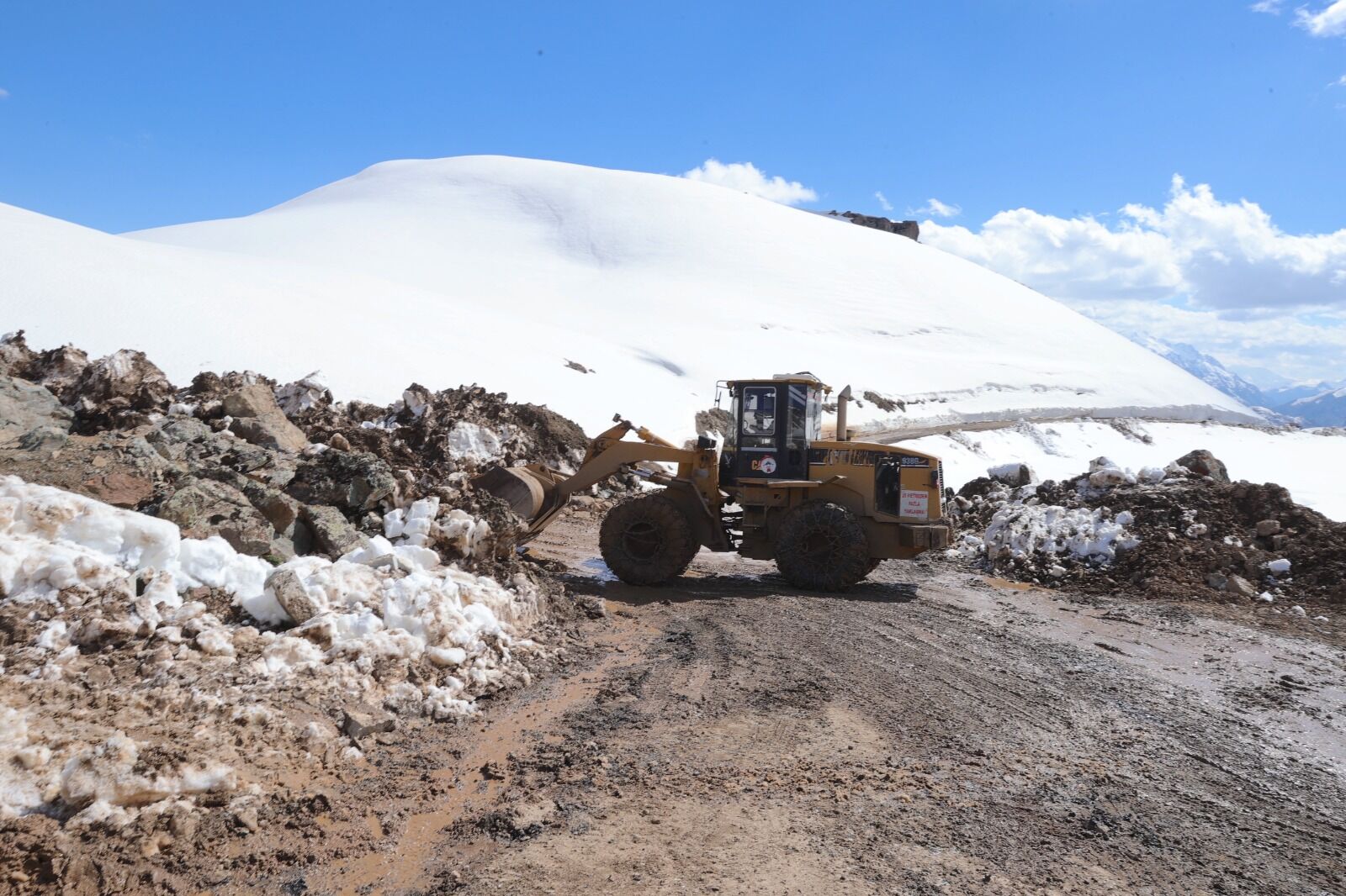 Hakkari̇ Van Karayolu Çalişma6
