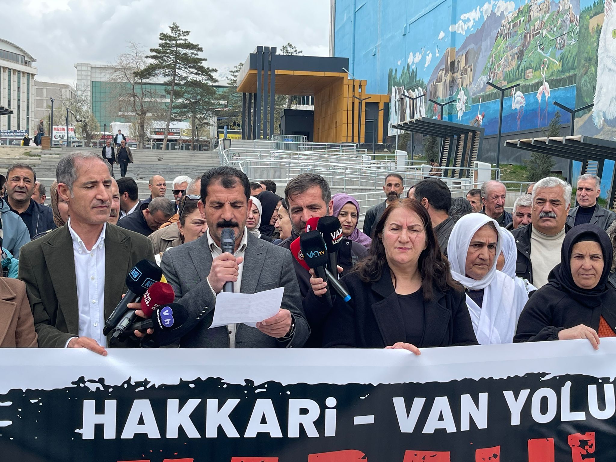 Hakkari Van Yol (5)