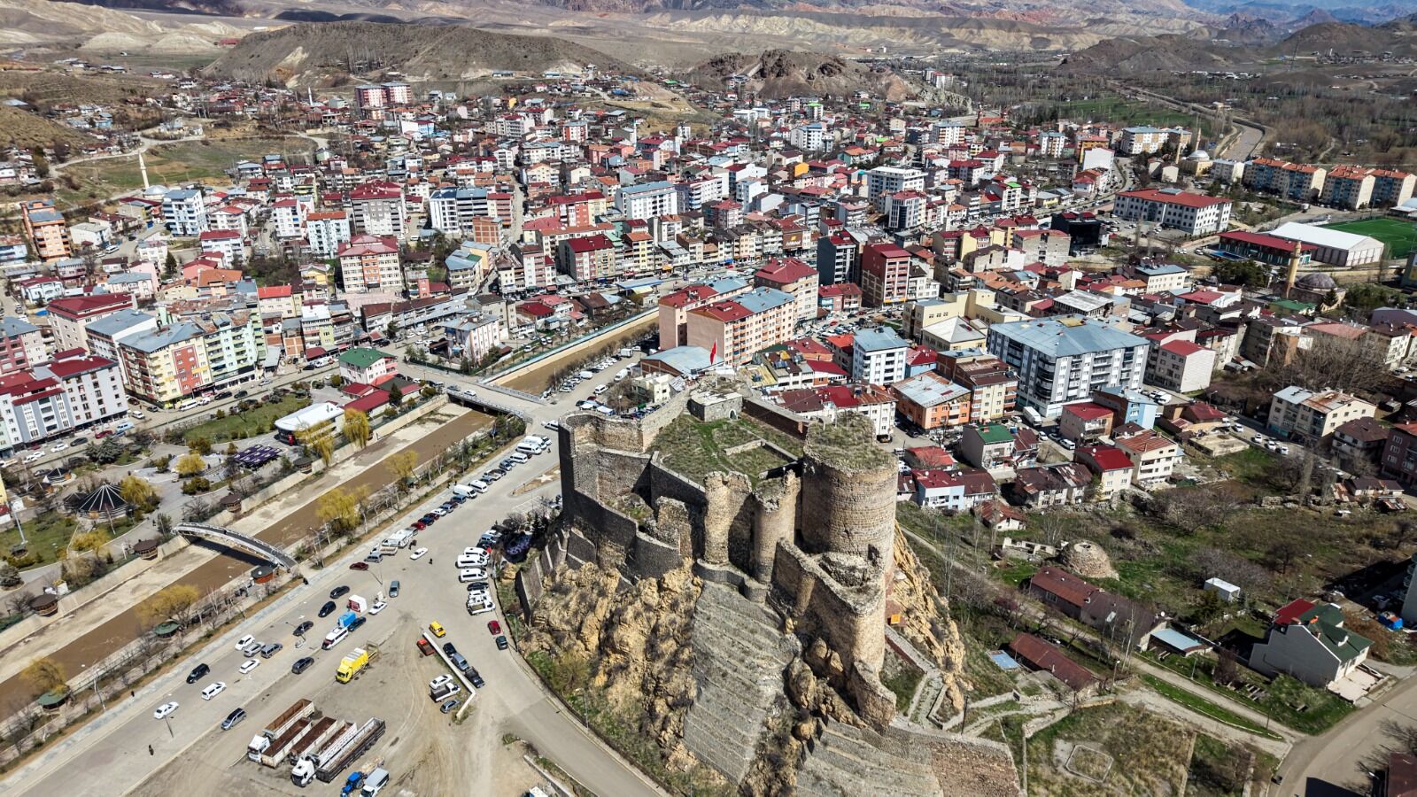 Oltu Kalesi3