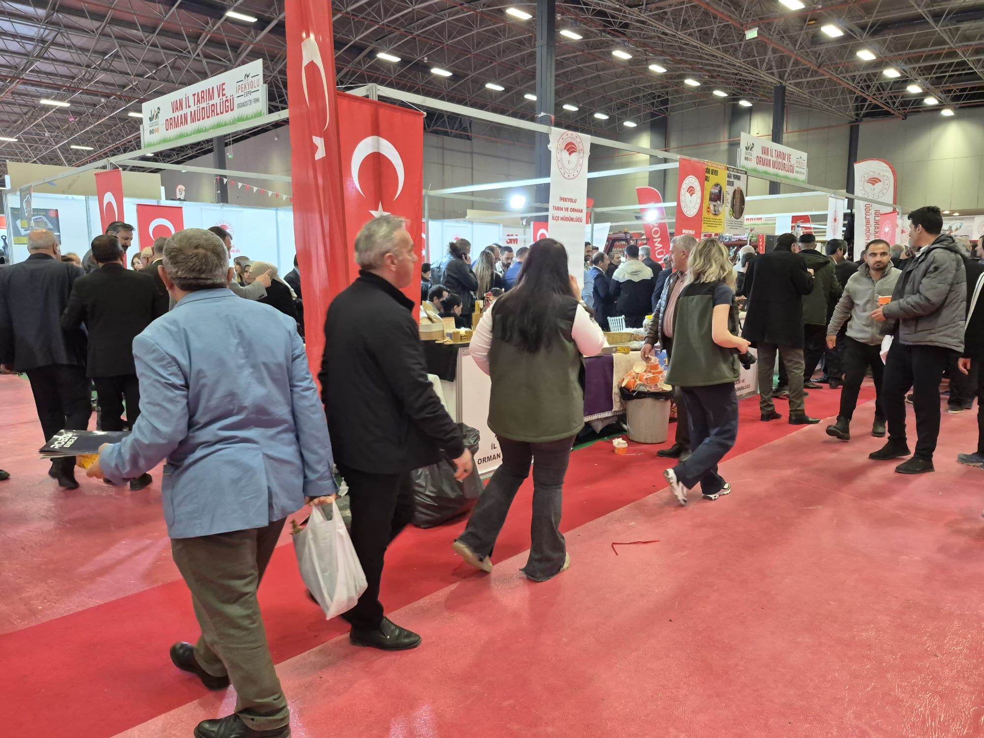 Van 16. Tarım Ve Hayvancılık Fuarı Törenle Açıldı (5)