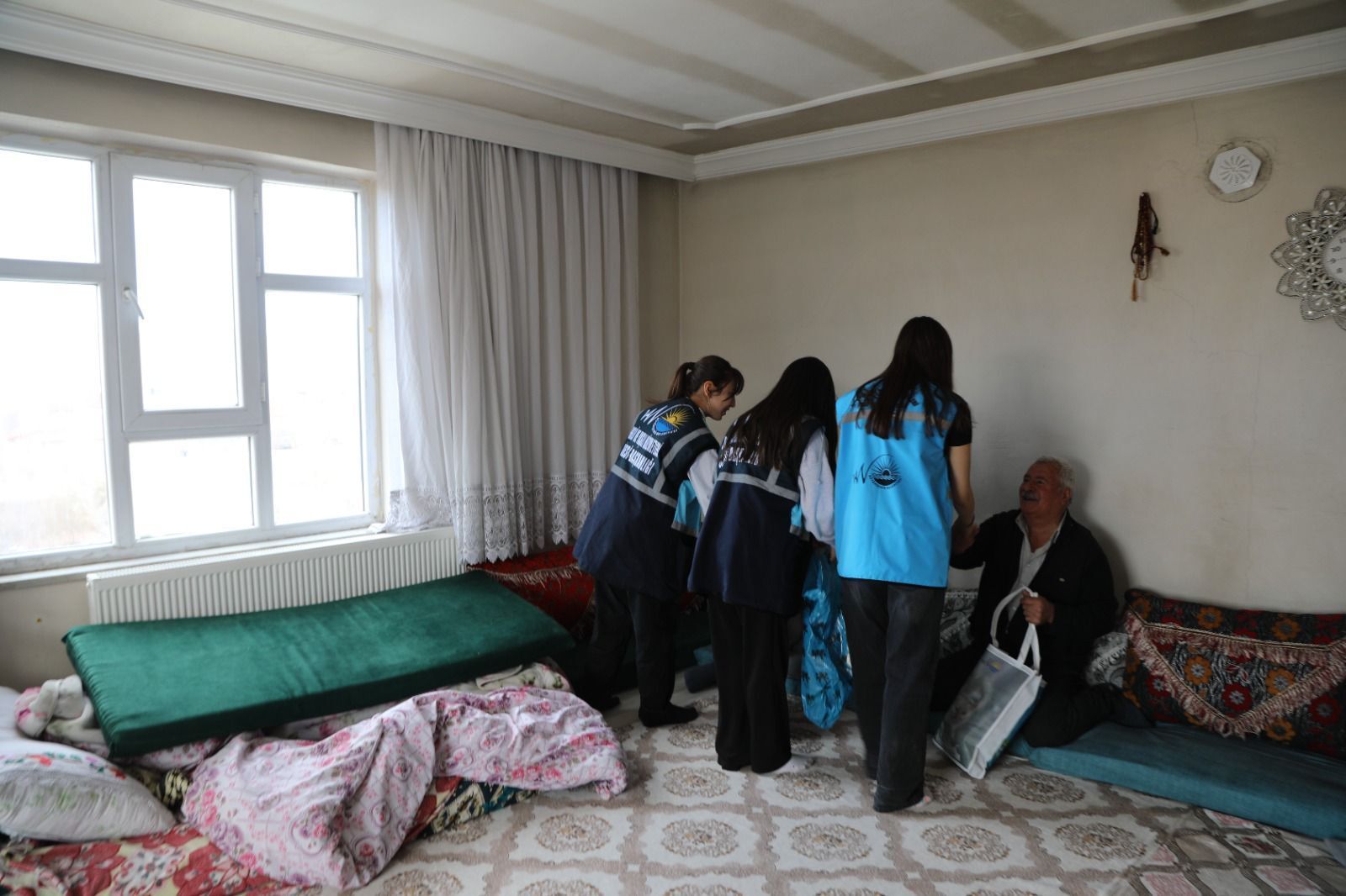 Van Büyükşehir Belediyesi Gönül Köprüsü4