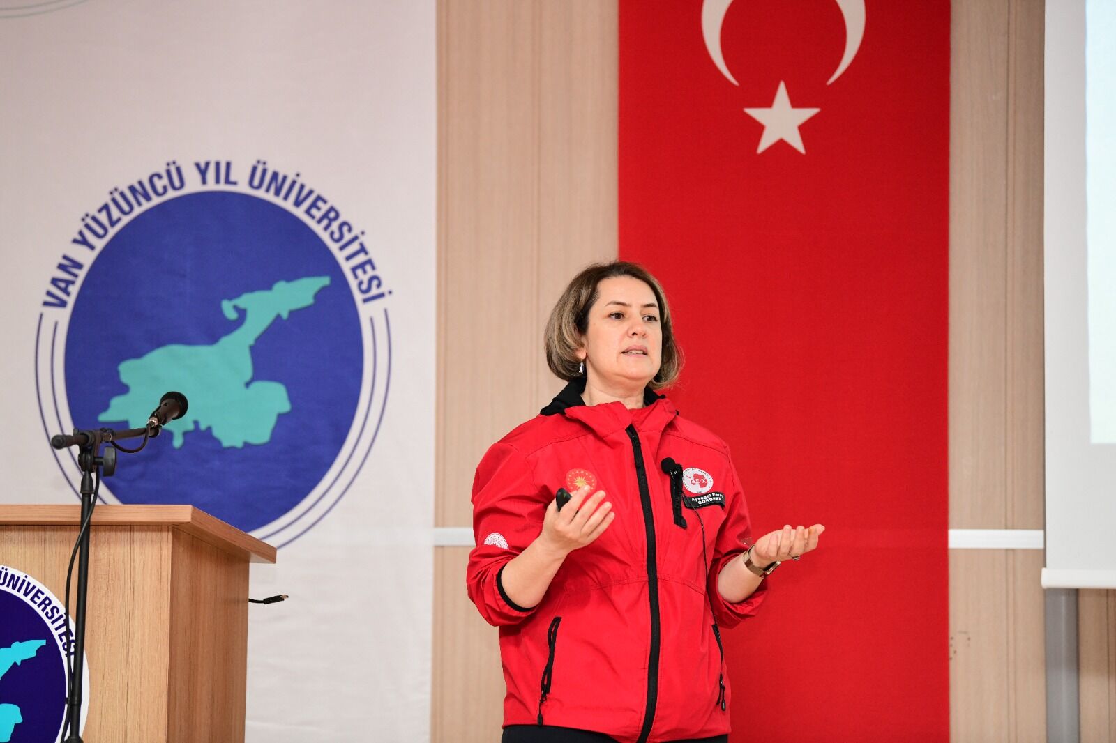 Van Yyü’lü Akademisyenden “Iklim” Uyarısı (1)
