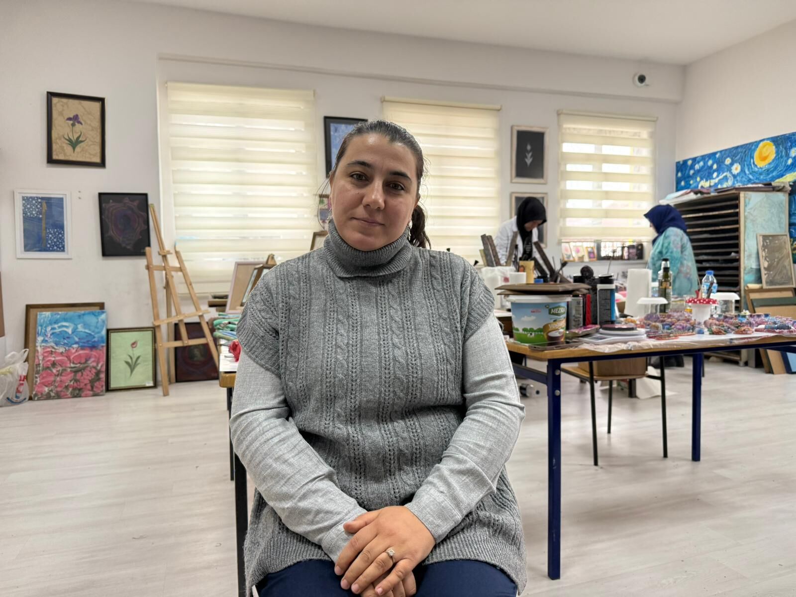 Van’da Ebru Sanatı Kadınların Elinde Yeniden Hayat Buluyor (4)