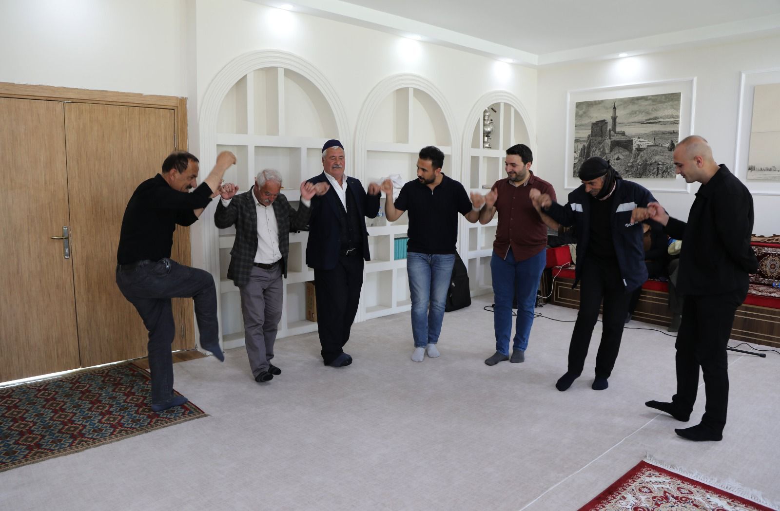 Van’da Yaşlıların Yaşam Hikâyeleri Kayıt Altına Alınıyor (3)