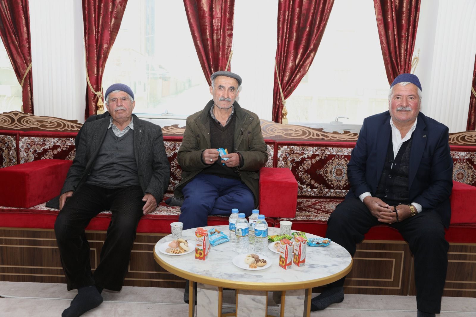 Van’da Yaşlıların Yaşam Hikâyeleri Kayıt Altına Alınıyor (5)