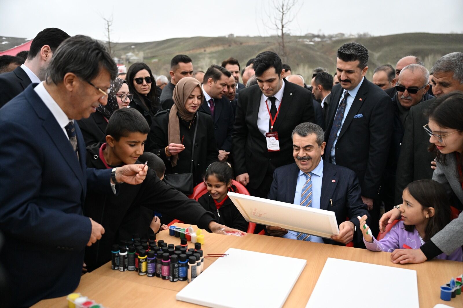 Yusuf Teki̇n Van Zi̇yareti̇