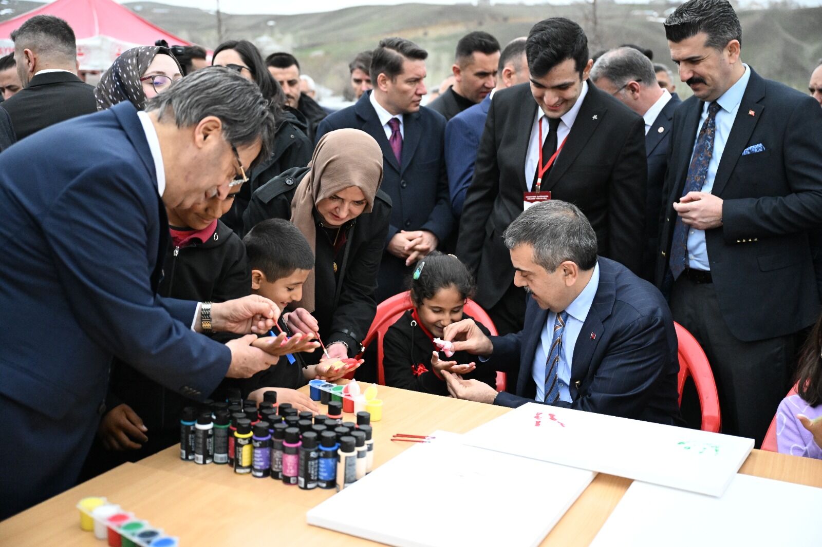 Yusuf Teki̇n Van Zi̇yareti̇1