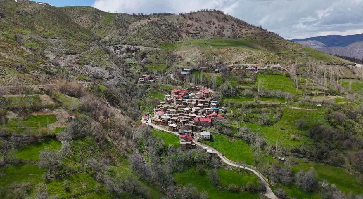 Bitlis Hizan Uzuntaş Köyü (3)