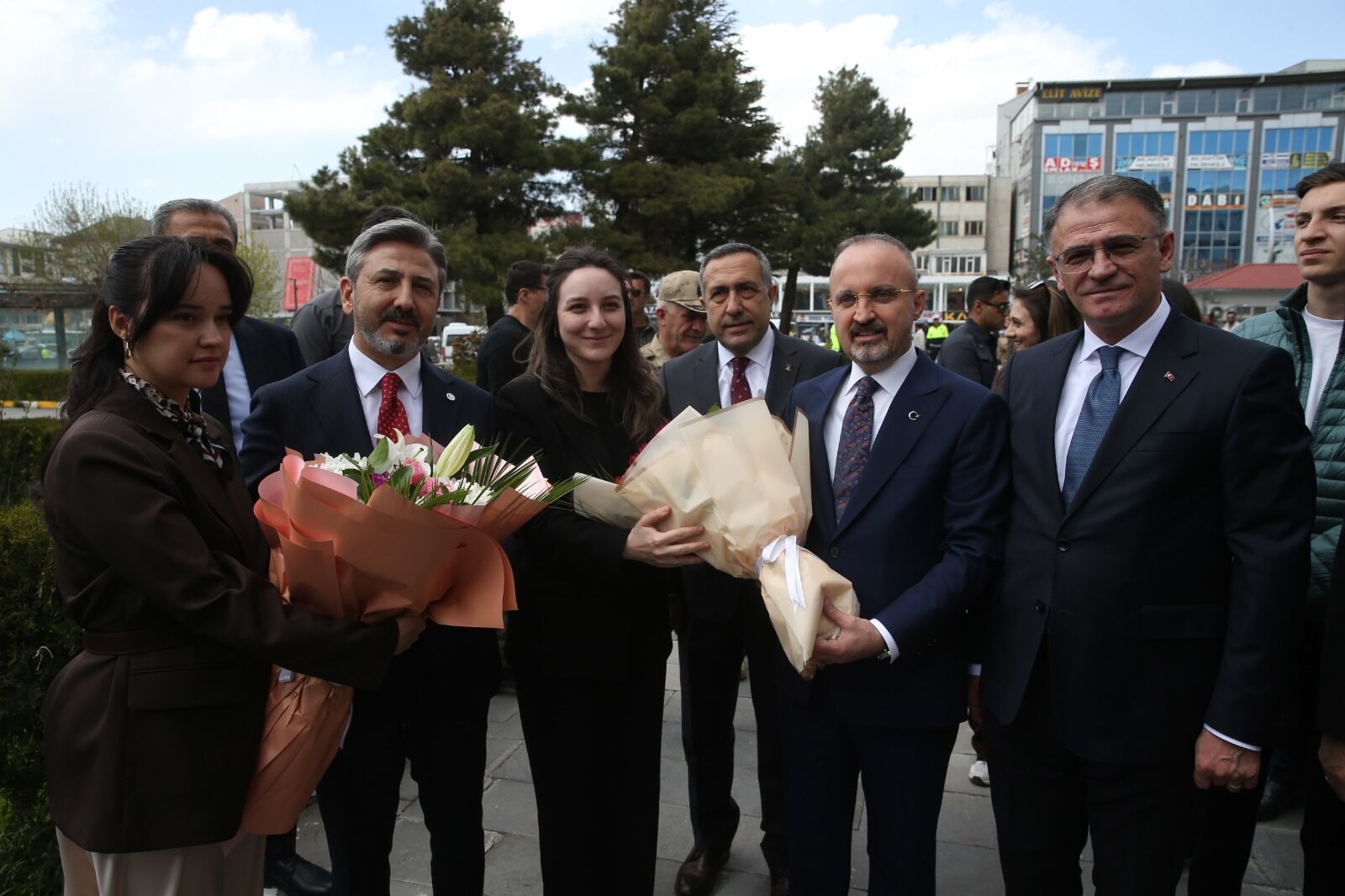 İçişleri Bakan Yardımcısı Bülent Turan, Ak Parti Van İl Başkanlığını Ziyaret Etti (2)
