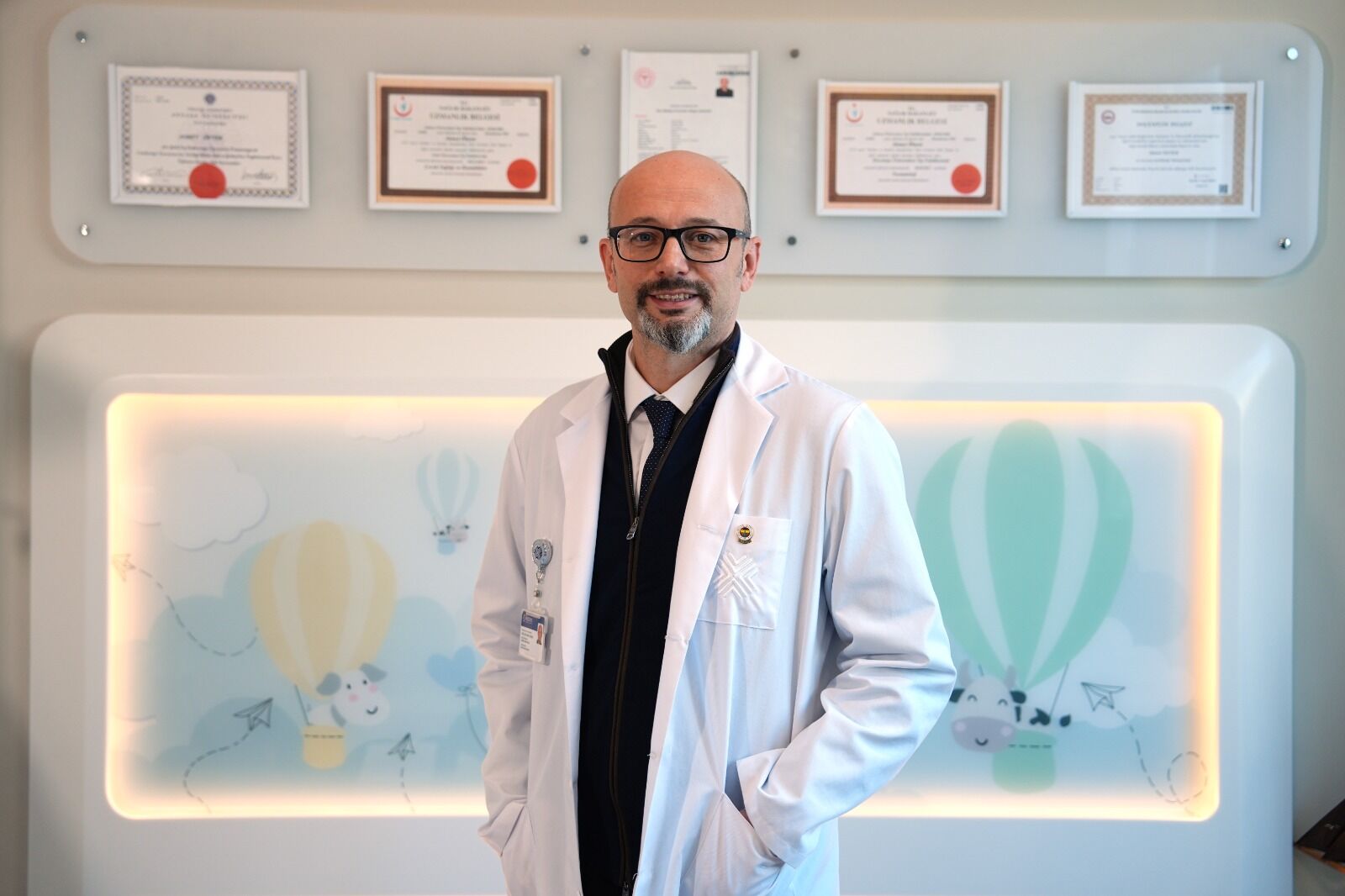Medipol Acıbadem Bölge Hastanesi Yenidoğan Uzmanı Doç. Dr. Ahmet Öktem,