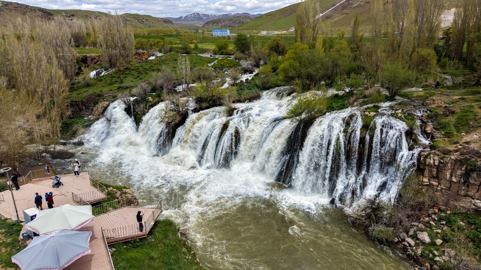 Muradiye Şelalesi Aa (2)-1