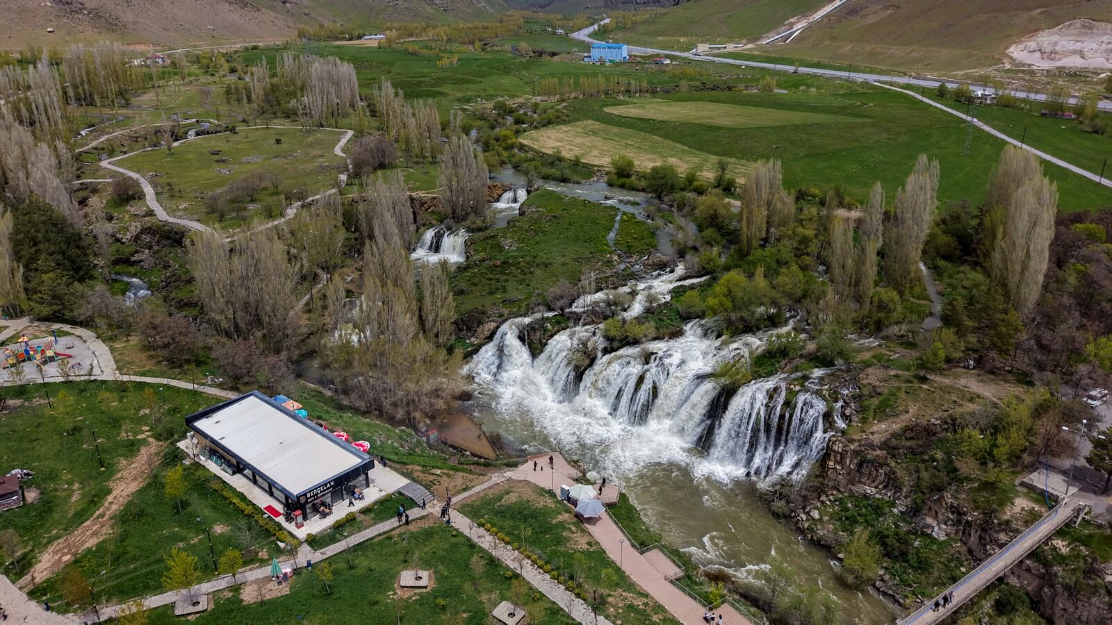 Muradiye Şelalesi Aa (4)-1