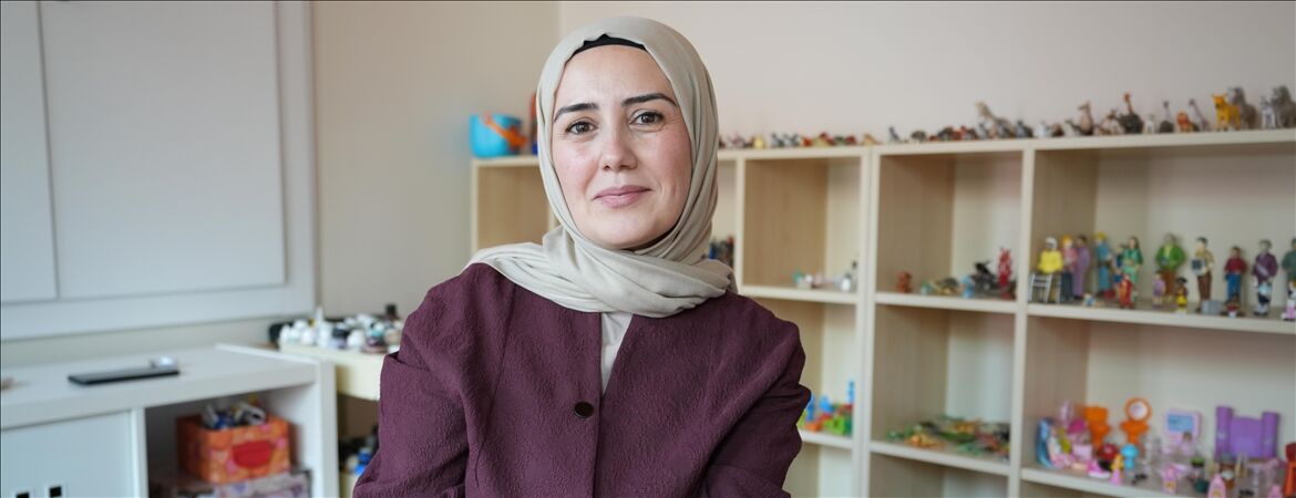 Sosyolog Ve Uzman Aile Danışmanı Reyyan Ağartmış