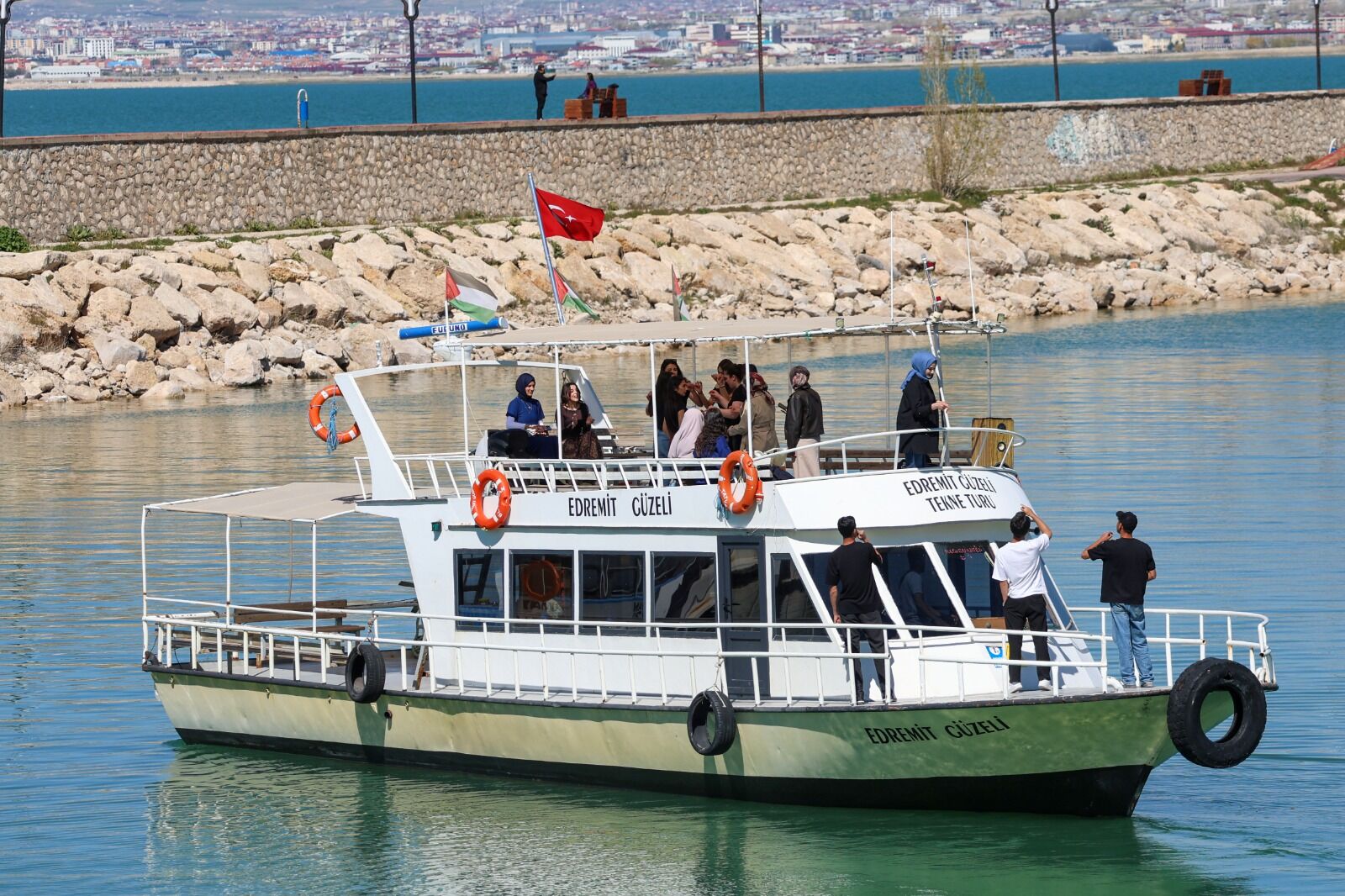 Van Gölü Sahi̇l Halk (Aa) (5)