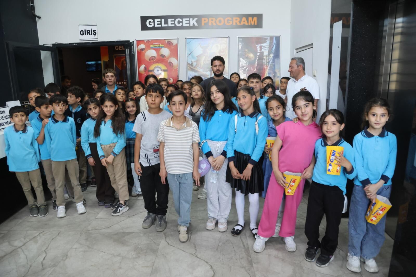 Beledi̇yeden Çocuklara Si̇nema Etki̇nli̇ği̇