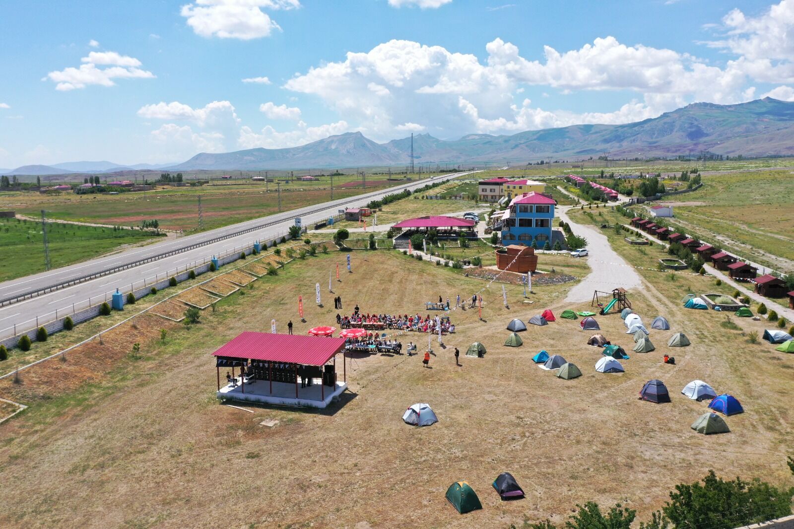 Bilim Insanları Nuh'un Gemisi Için Ağrı'da Buluştu (2)