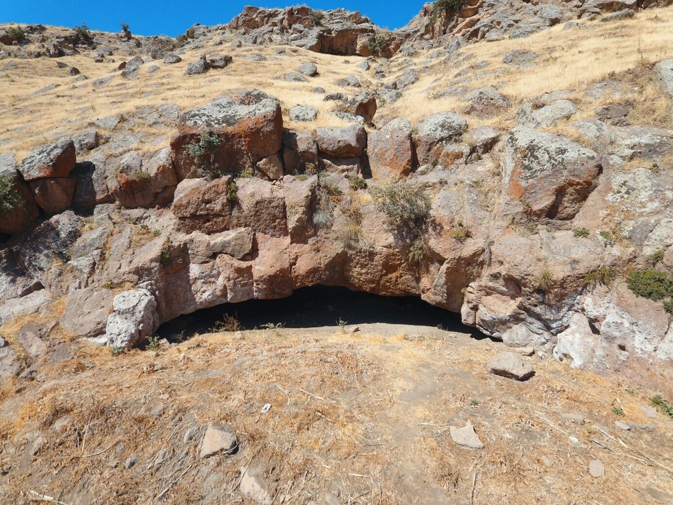 Bitlis’in Nemrut Dağı Ve Çevresinde Yürütülen Bilimsel Araştırmalarda, Bölgenin Tarihinin Paleolitik Çağ’a Kadar Uzandığı Tespit Edildi (5)