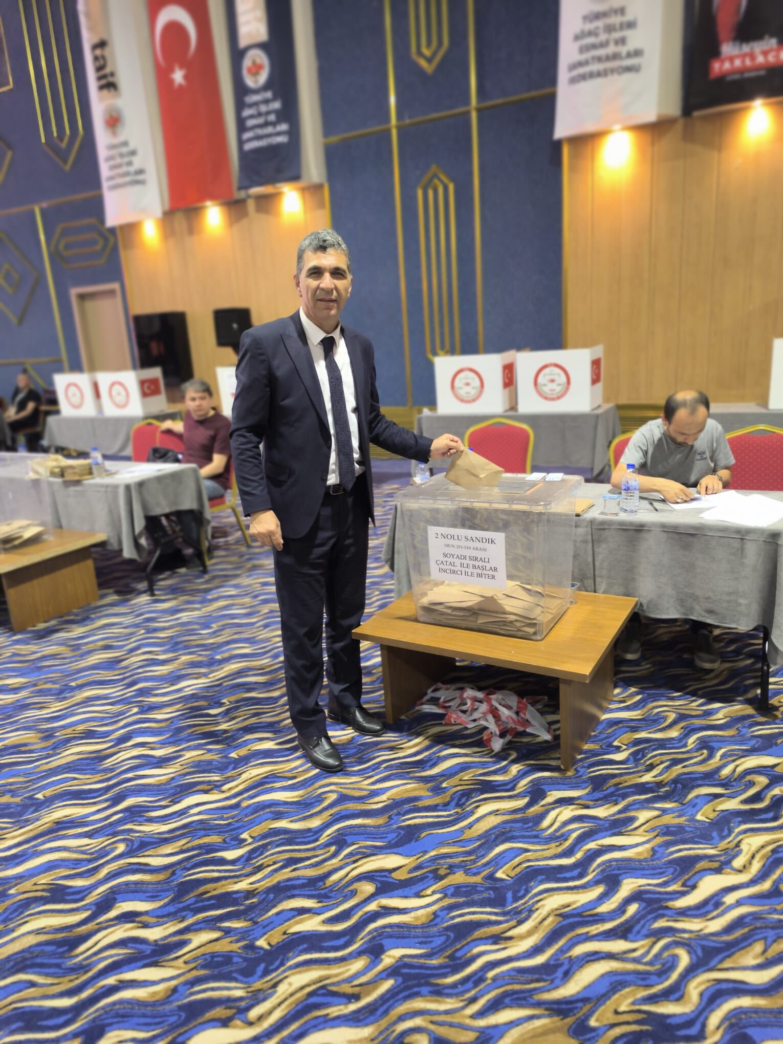 Erciş Ağaç İşleri Esnaf Odası Başkanı Rıdvan Fener, (1)