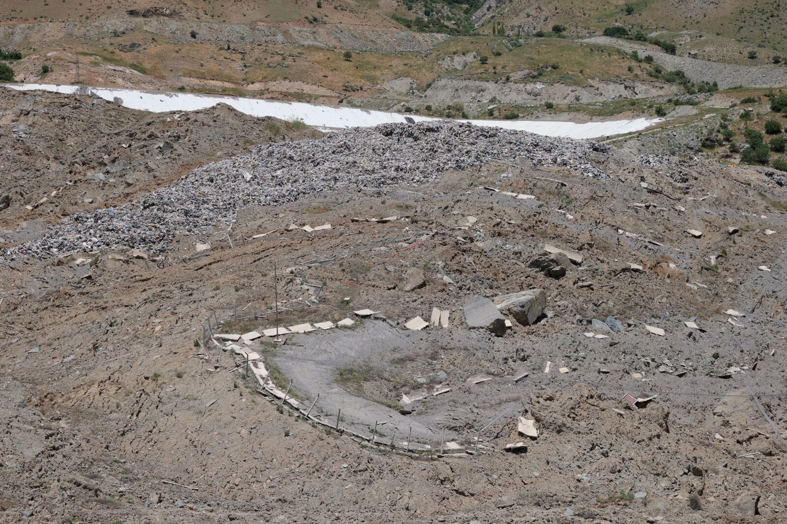 Hakkari Van Kara Yolunda Korkutan Tablo! (5)