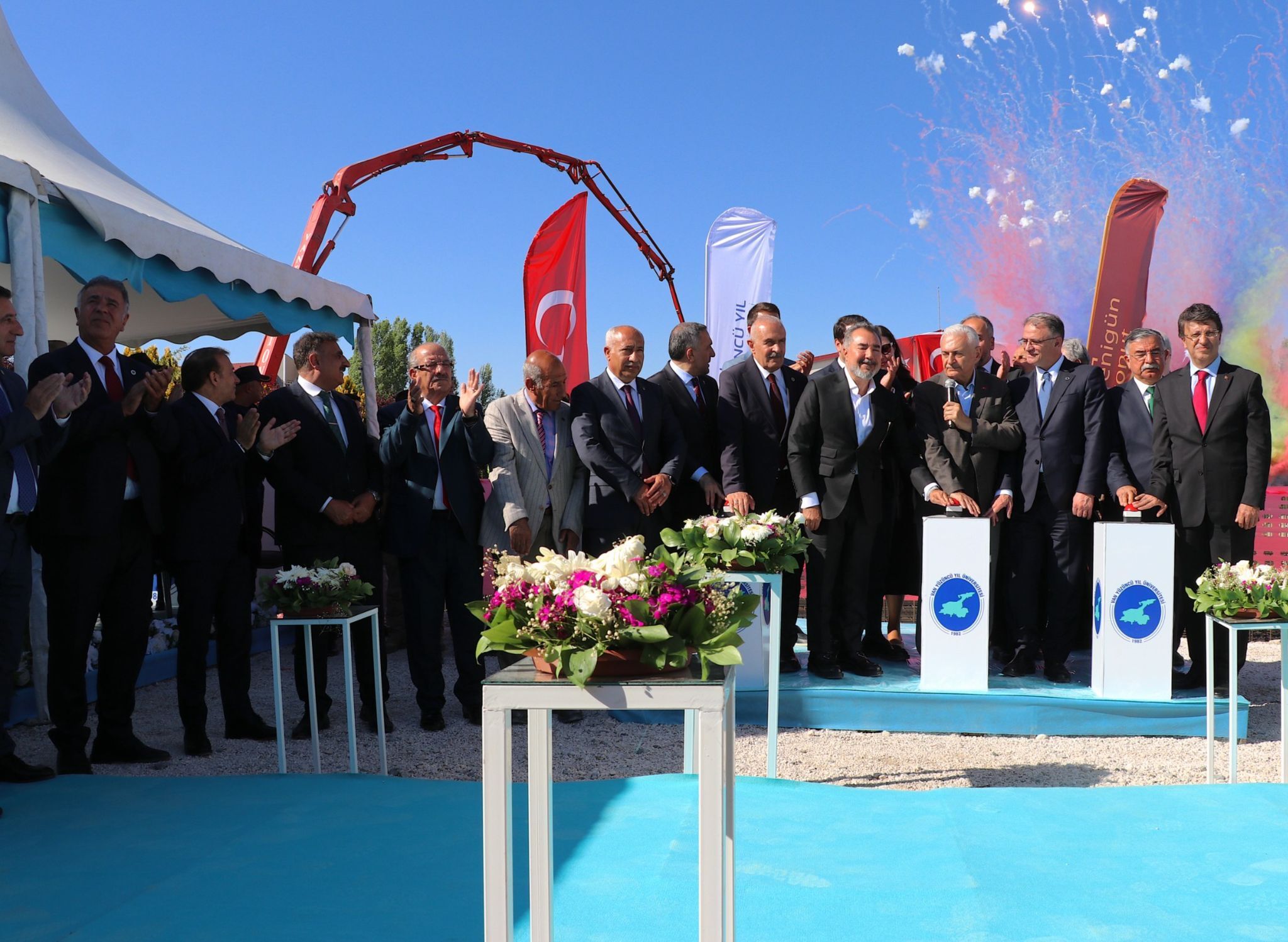 Kayhan (2)