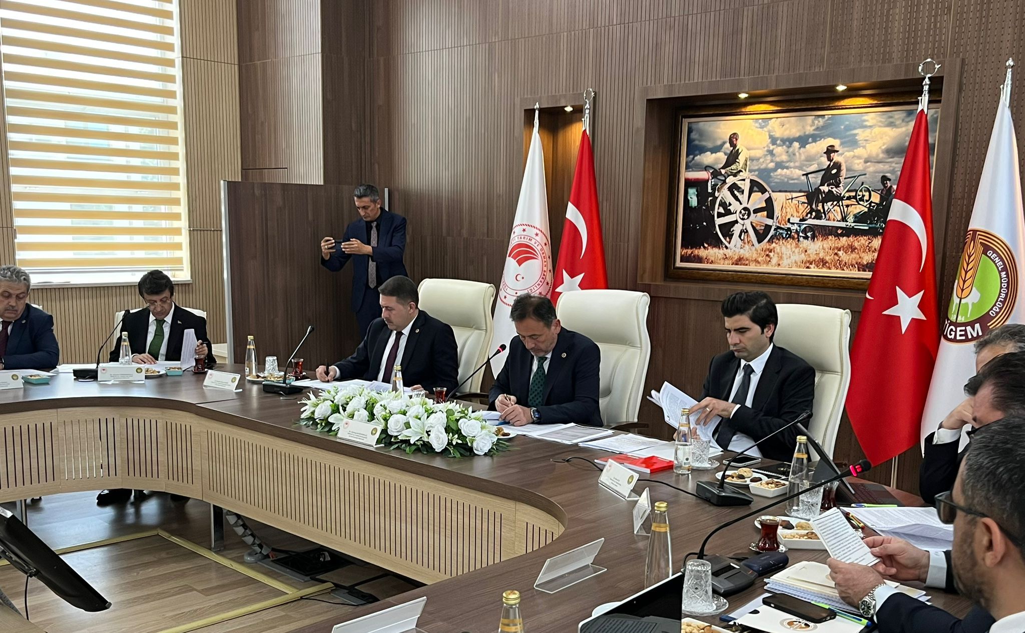 Kayhan Türkmenoğlu “Van’da Verimlilik Yüzde 25 Arttı” (1)