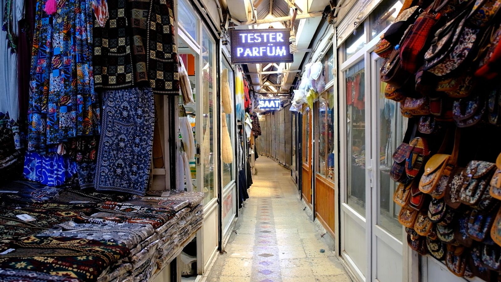 Van Dükkan Pazar (3)